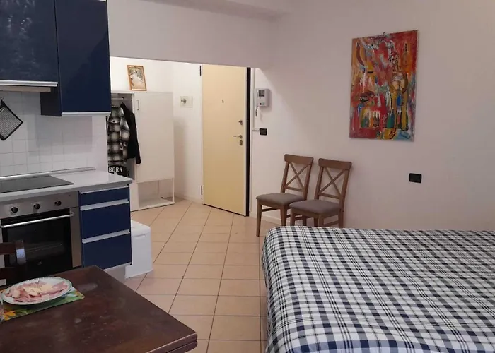 Happy - Twa * 볼로냐